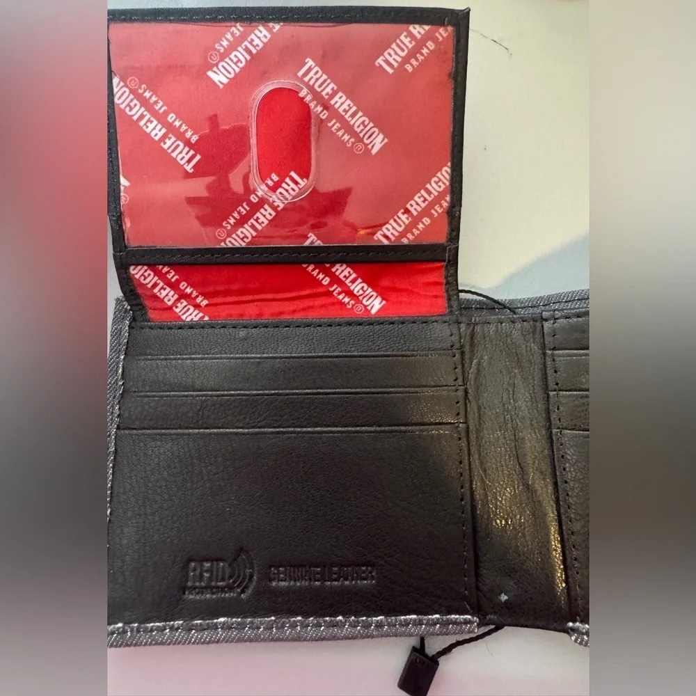 True Religion Reece horseshoes bifold wallet leather RFID Black and Red Wallet